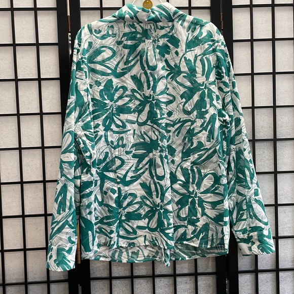 Mr. Max Sheer Blouse, Green & White, Abstract Floral Design, SZ XL  NWOT - Picture 2 of 9